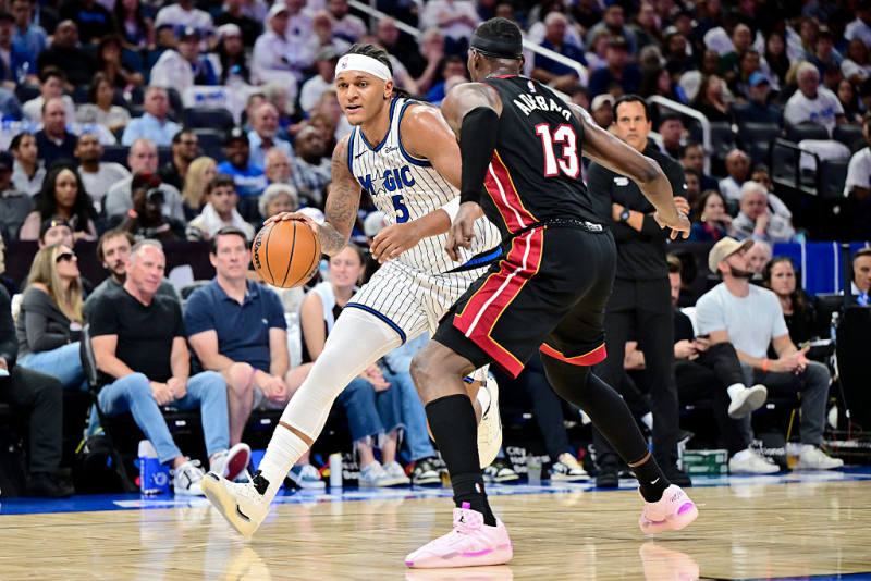 Magic edge Heat behind Banchero's double-double image