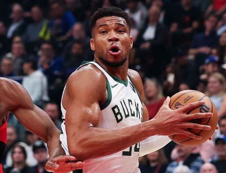 'Greek Freak' powers Bucks past Raptors  image