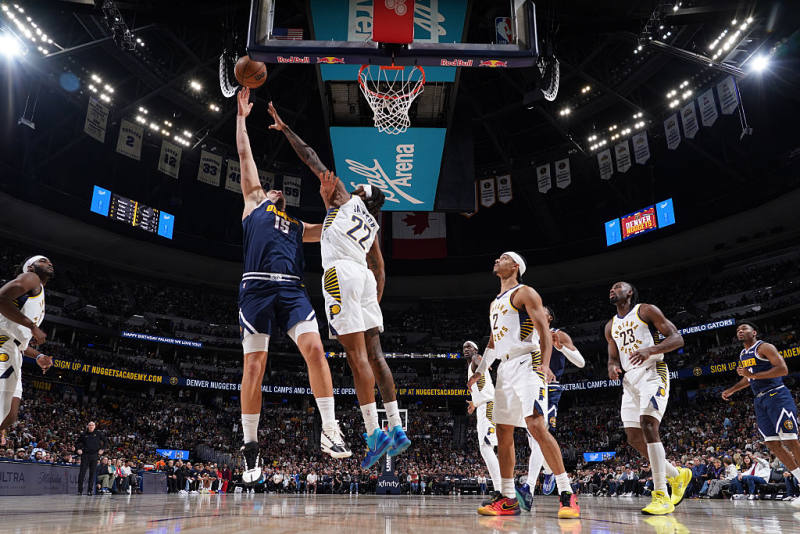 Jokić's triple-double propels Nuggets past Pacers image
