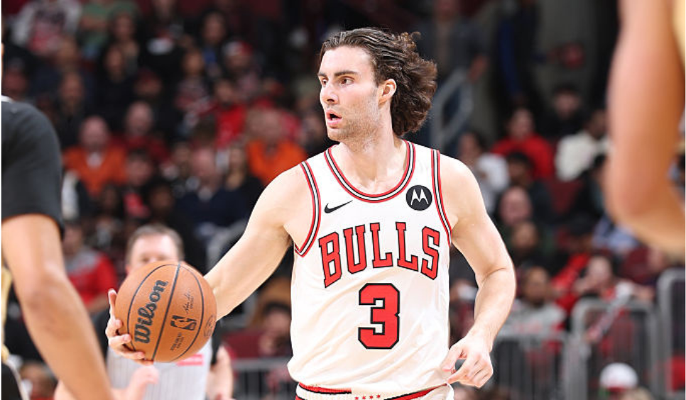 Bulls rally from 16 down, edge Wizards in thrilling finish image