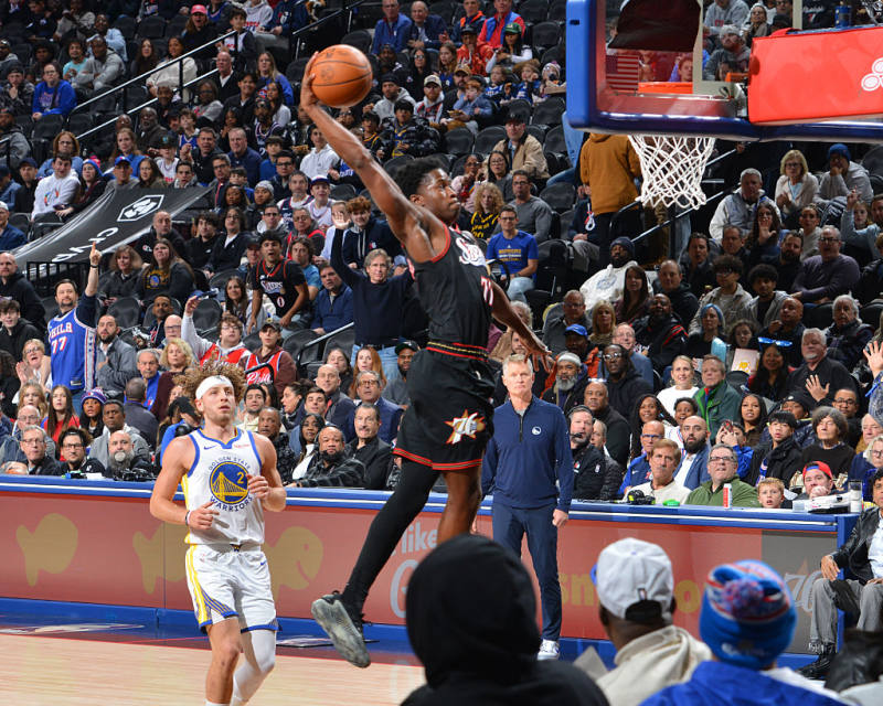 76ers survive Warriors’ late rally in nail-biting 99–98 win image