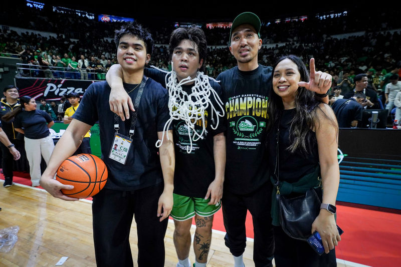Jacob Cortez redeems La Salle, father Mike image
