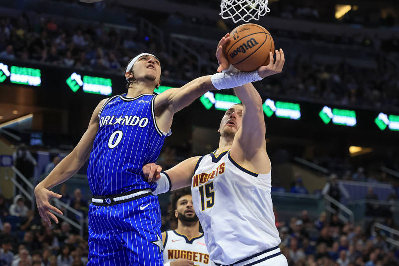 Magic stuns Nuggets with epic 4th-quarter comeback  image