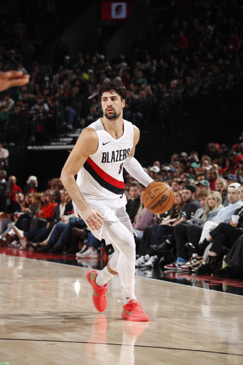 Trail Blazers snap Celtics’ streak in gritty home win image