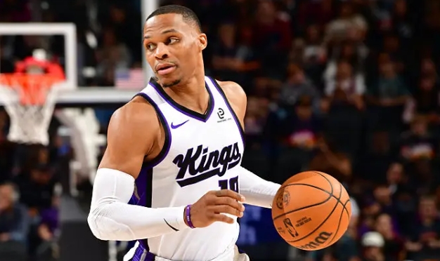 Westbrook Surpasses Oscar Robertson， become the highest-scoring point guard in NBA history image