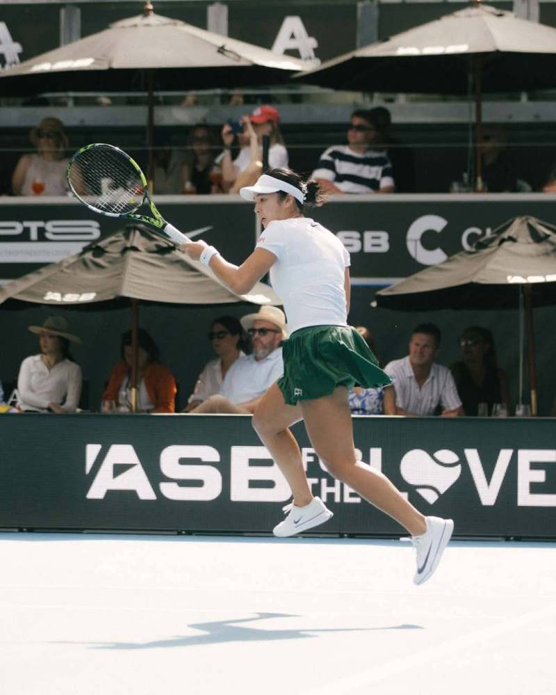 GALLERY: Eala, Jovic stun Williams–Svitolina tandem image