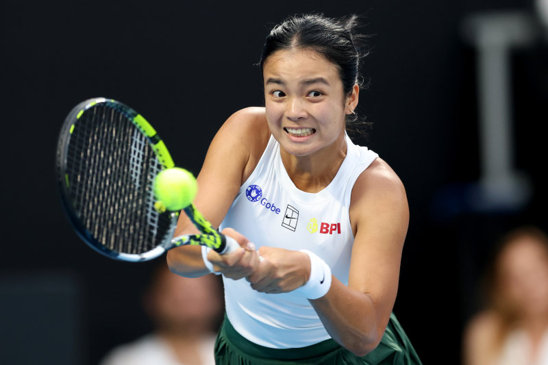 Alex Eala sustains hot form, stuns Vekic image