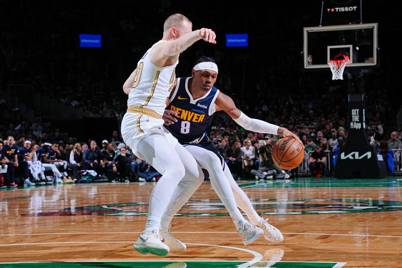Watson erupts as Nuggets snap Celtics’ streak image
