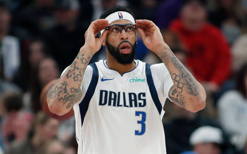 Conflicting reports emerge on potential Anthony Davis trade request as deadline nears image