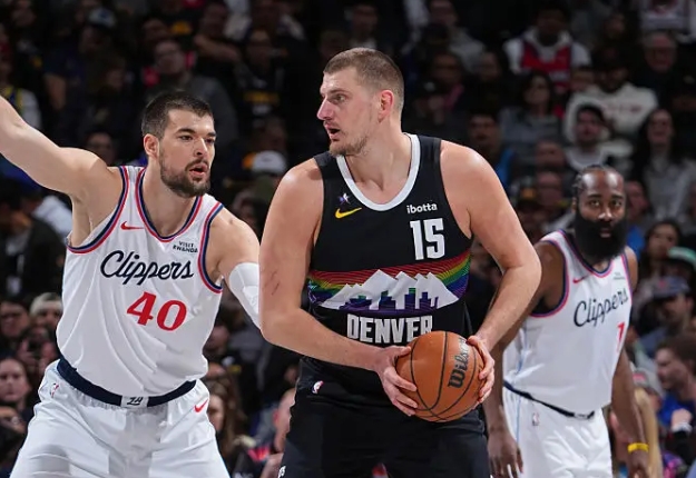 Jokić’s Stellar return powers Nuggets past Clippers, 122–109 image