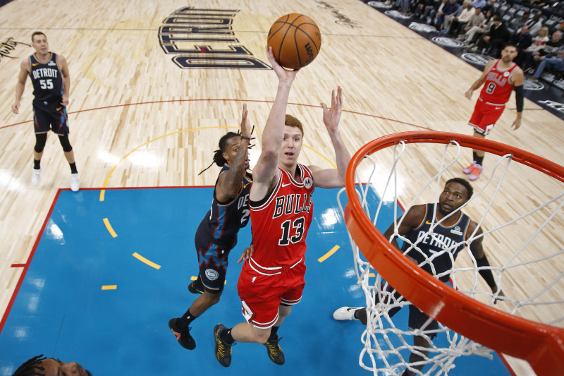 Kevin Huerter headed to Detroit in 4-player, 3-team deal, AP sources say image