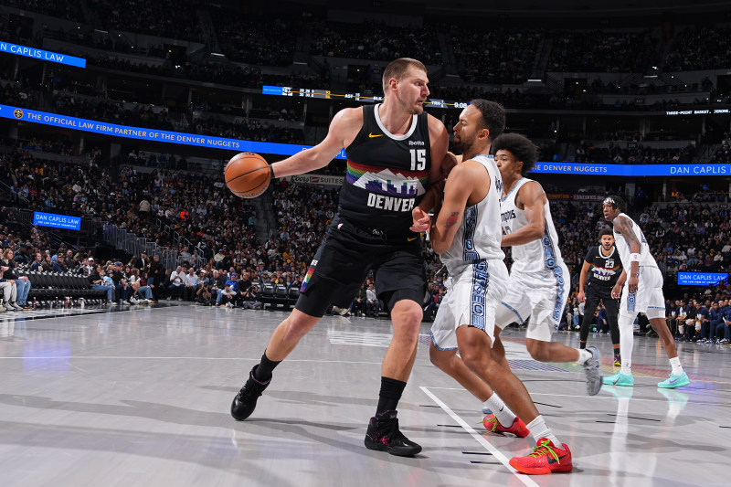 Jokic, Murray lead Nuggets past Grizzlies image