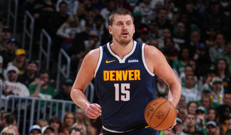 Nuggets use second-half surge to beat streaking Celtics image