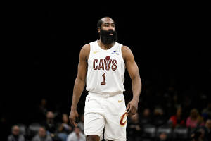 Harden moves to 3rd all-time in free throws made image