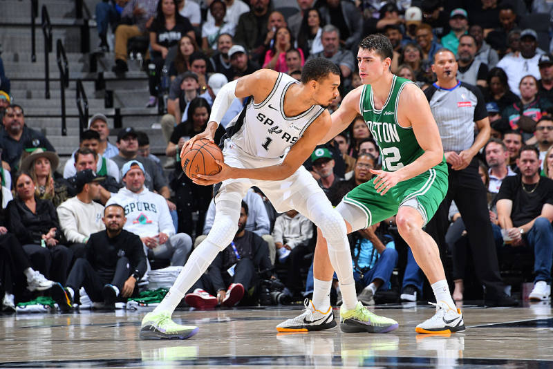 Spurs stay red-hot, defeat Celtics behind Wembanyama's 39 image
