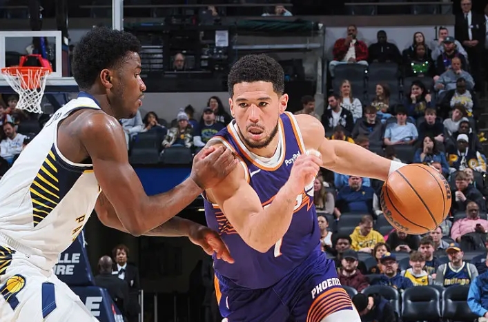 Booker’s 43 leads Suns past Pacers image