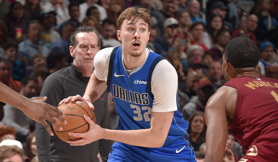 Mavericks bounce back, beat Cavaliers 130-120 image