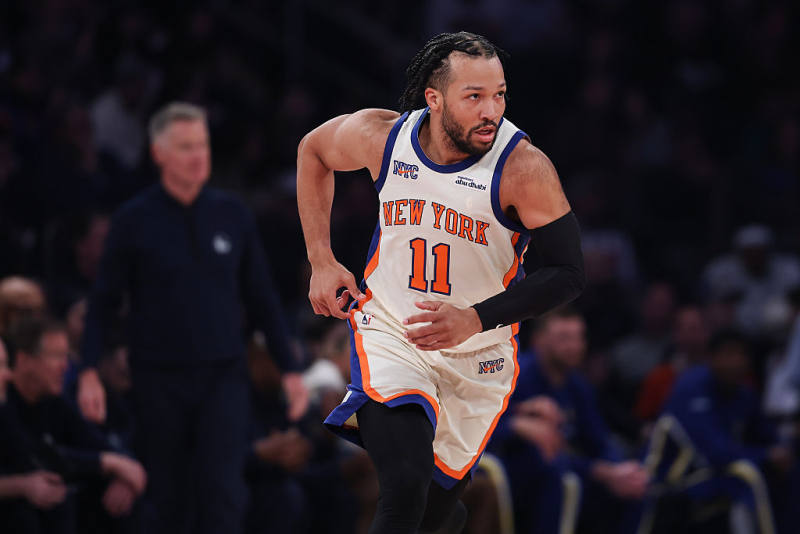 Knicks rally from 21 down to escape Warriors image