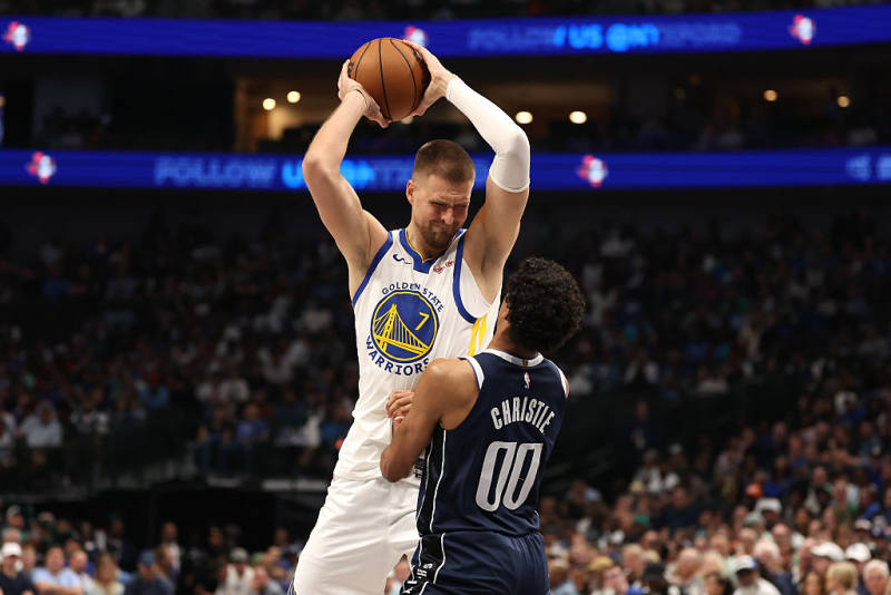 Warriors rally in overtime to edge Mavericks image