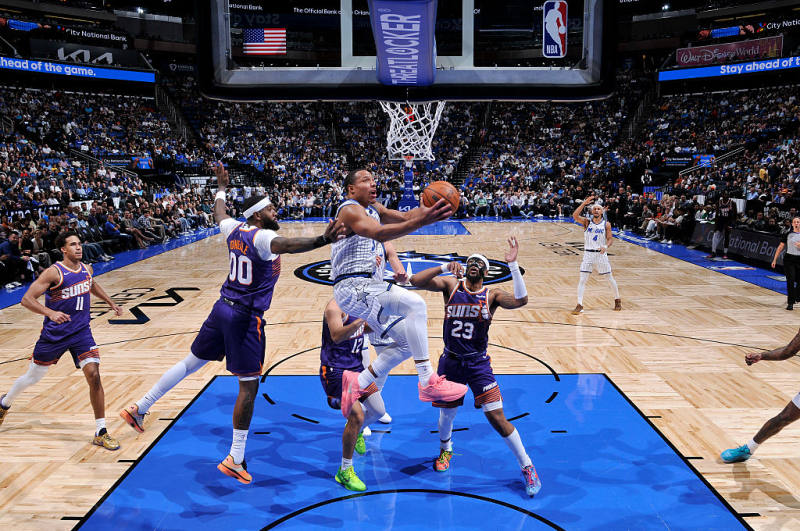 Bane and Suggs combine for 41 as Magic edge Suns image