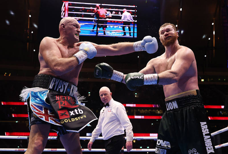 Fury makes rousing return, wants Joshua next image