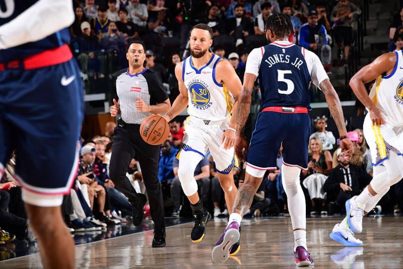 Curry fuels Warriors’ comeback win over Clippers, advance in play-in image