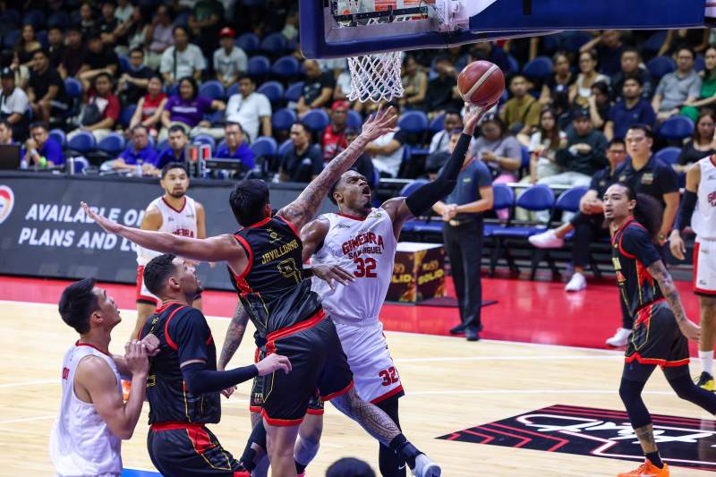 Ginebra wins fifth straight, repels Titan image