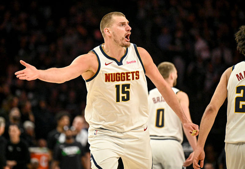 Fight breaks out between Jokic and Wolves in fourth quarter of Game 6 image