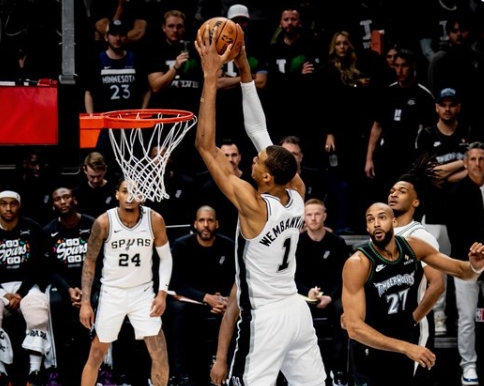 Wembanyama erupts for Playoff career-high in Spurs win image
