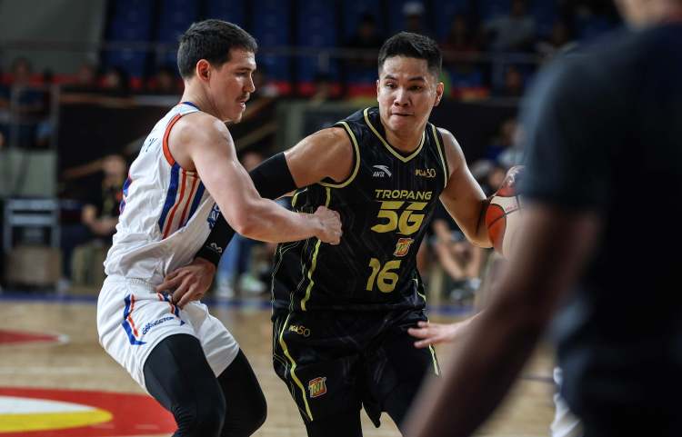TNT keeps title-retention bid alive  image