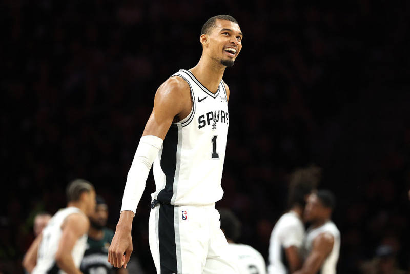 Spurs storm into West Finals after Game 6 blowout vs T-Wolves image