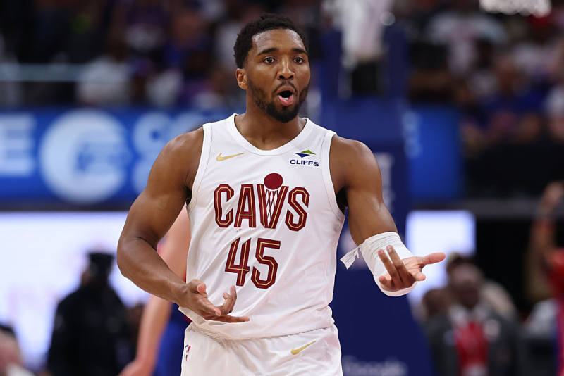 AFTER 3RD QTR: Cavaliers lead Pistons 99-73 in Game 7 image