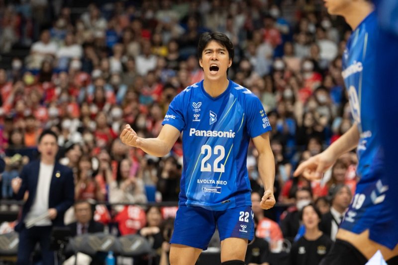Bagunas wins historic Japan crown image