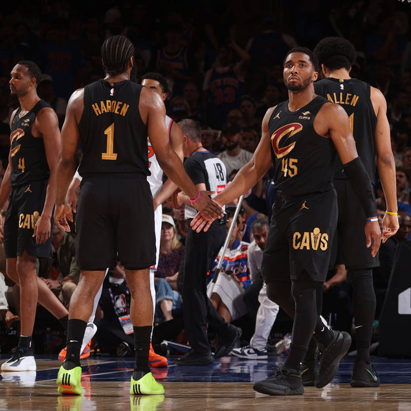 Why the Cavs keep choking away big games image