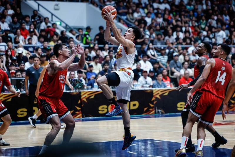 Painters come back to steal Game 1 image