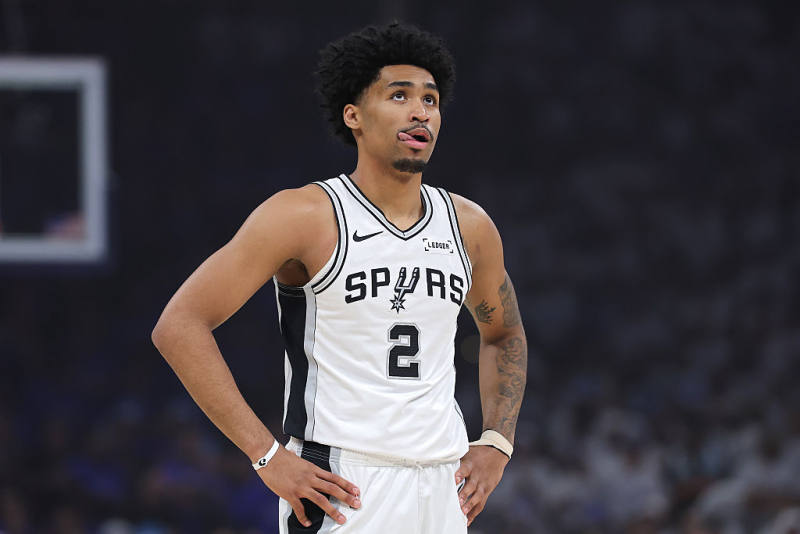 Will Harper and Fox play in Game 3? Spurs duo cleared to play vs OKC image