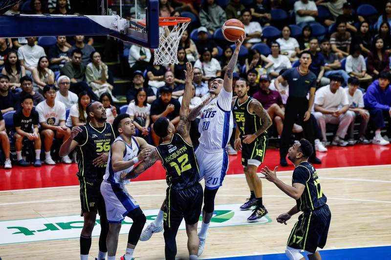 Bolts tie series as Cansino regains shooting form

 image