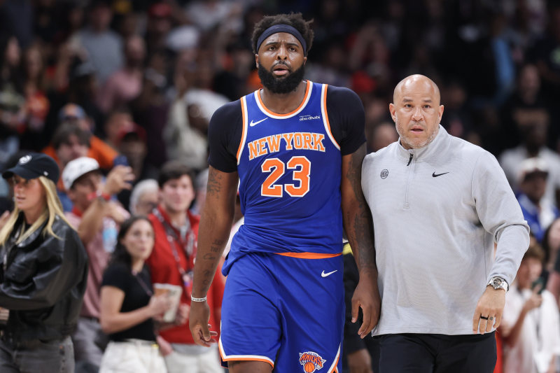 Mitchell Robinson suffers broken right pinky finger ahead of Knicks' NBA Finals stint image
