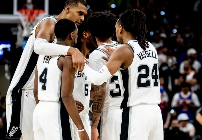 How the Spurs announced their arrival, even in defeat image