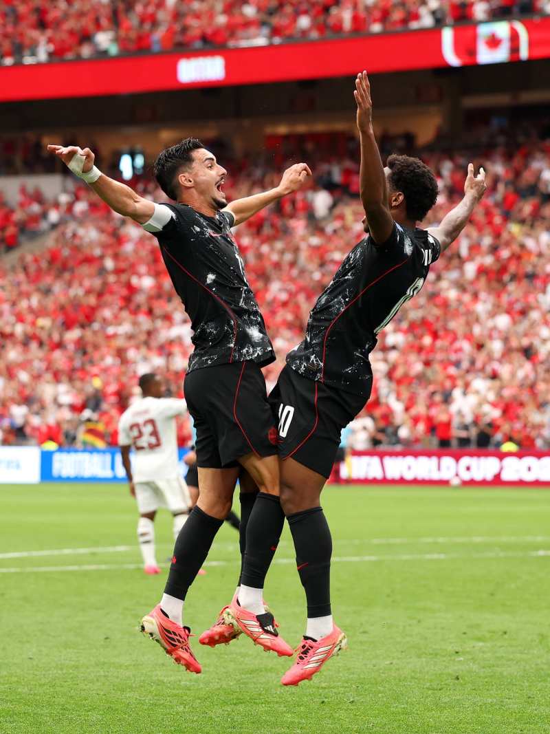 Canada pounces on nine-man Qatar team to seize Group B lead image