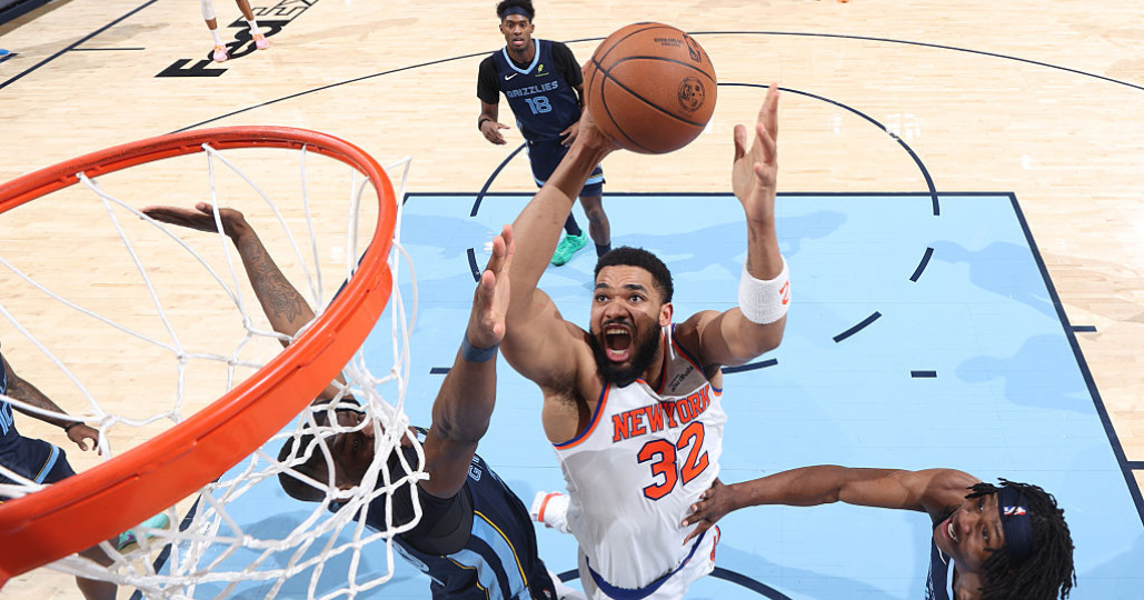 Knicks snap skid with wire-to-wire win over Grizzlies