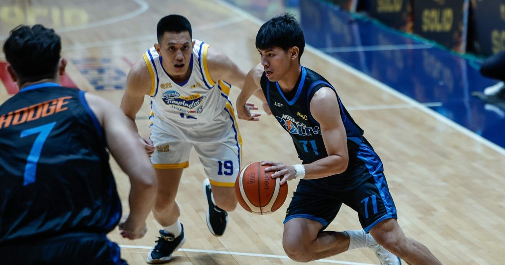 Meralco escapes Magnolia, makes semis