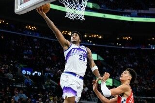 Utah’s Sensabaugh scores 21 points in 1st quarter, highest for a bench player in at least 29 years image