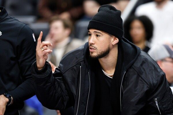 Booker returns, Knicks without Brunson and Hart image