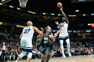 Edwards, Randle lead Wolves past Grizzlies image