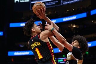 Hawks All-Star Jalen Johnson leaves win over Wizards with hip flexor injury image