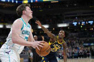 Knueppel breaks rookie 3-point season record in Hornets’ romp over Pacers image