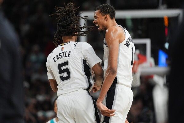 Wembanyama returns, Spurs beat Hornets 115-102 image