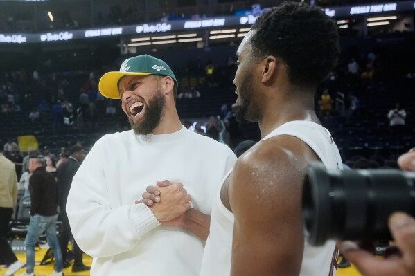 Stephen Curry set to return for Warriors against Rockets after two-month absence with knee injury image