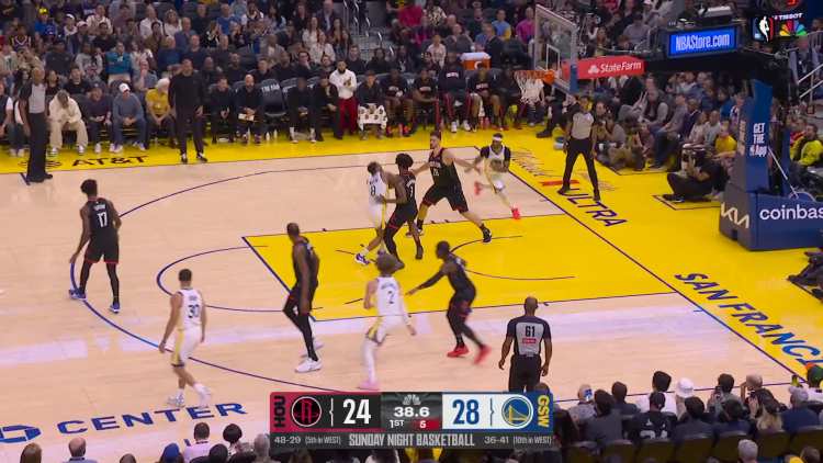 STEPH GETS ON THE BOARD WITH A DEEP 3 🎯 image